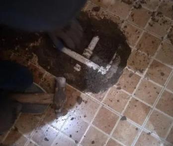 尖扎卫生间漏水维修公司为您分享下卫生间渗水如何处理及注意事项